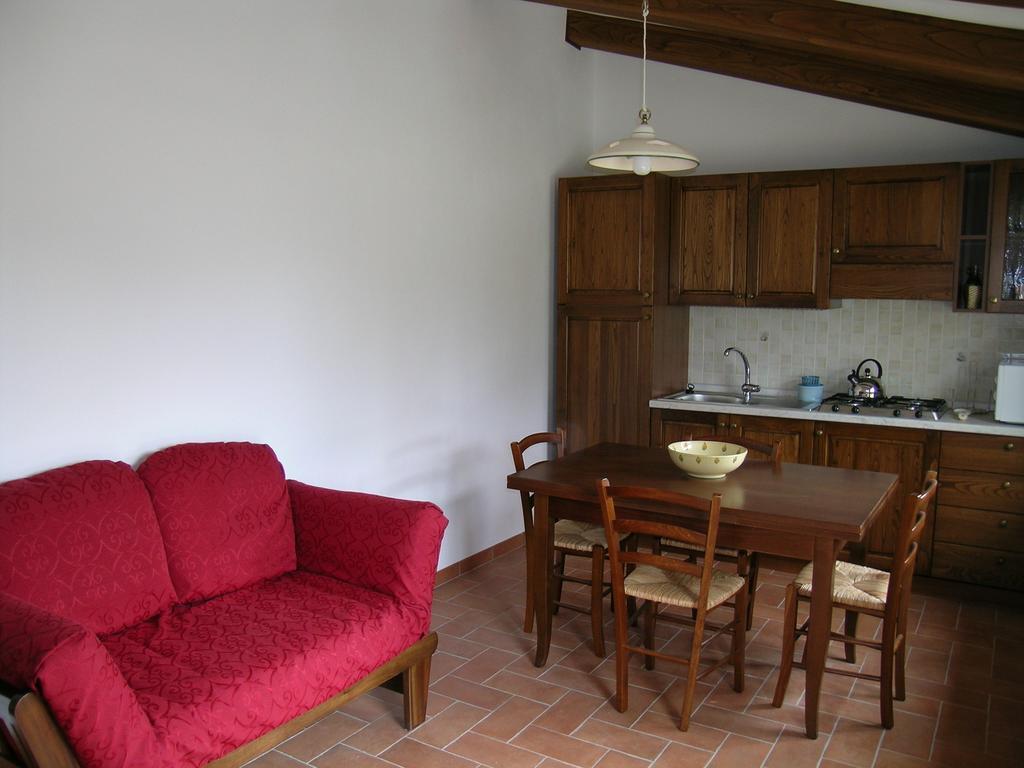 Agriturismo Podere Ossaia Cortona Værelse billede