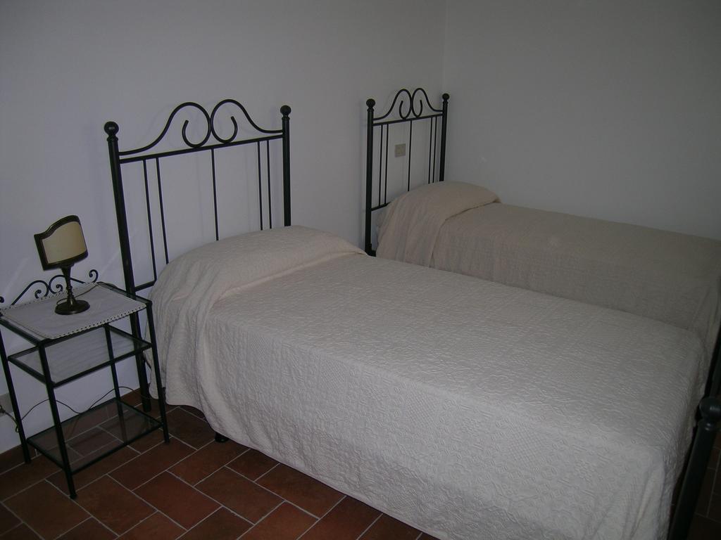 Agriturismo Podere Ossaia Cortona Værelse billede