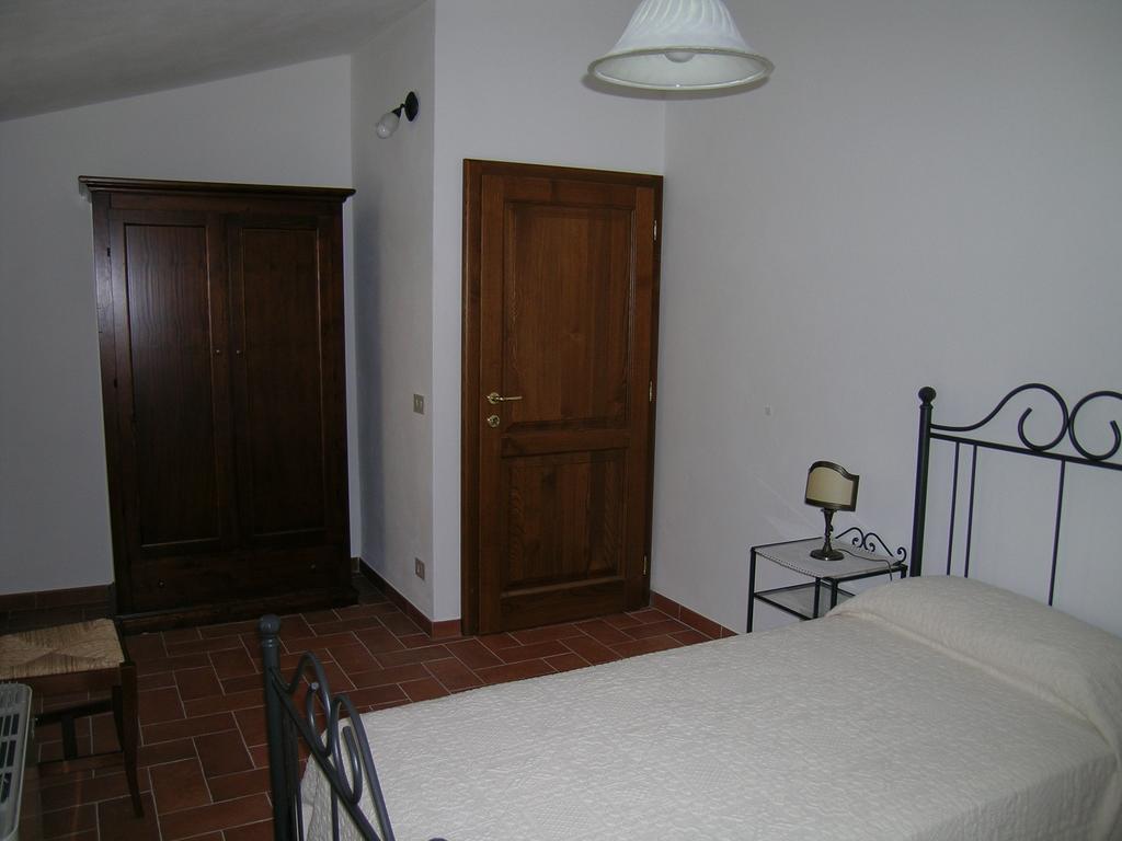 Agriturismo Podere Ossaia Cortona Værelse billede